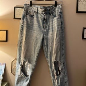 American eagle ripped mom jeans